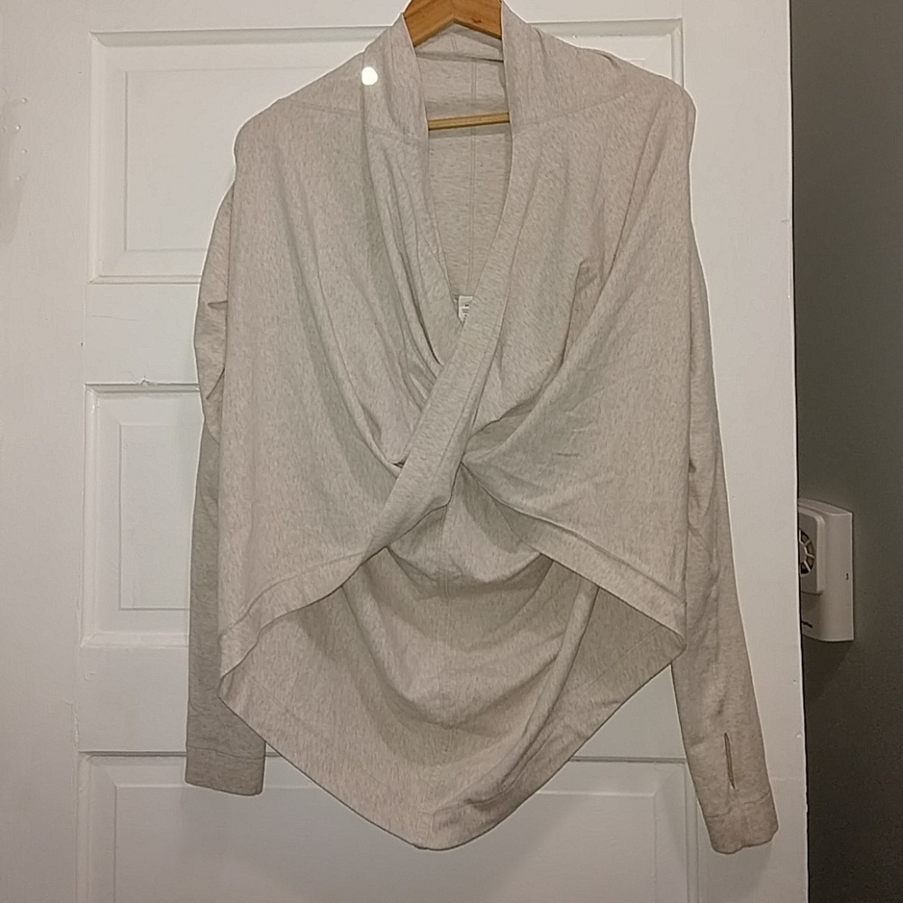 Lululemon Iconic Wrap